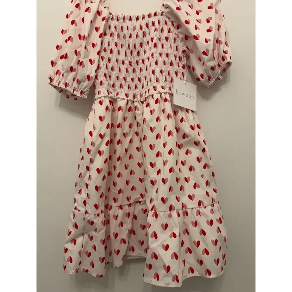 Girls Red & White Smocked Heart Print Dress With Puff Sleeves Btween Size 6